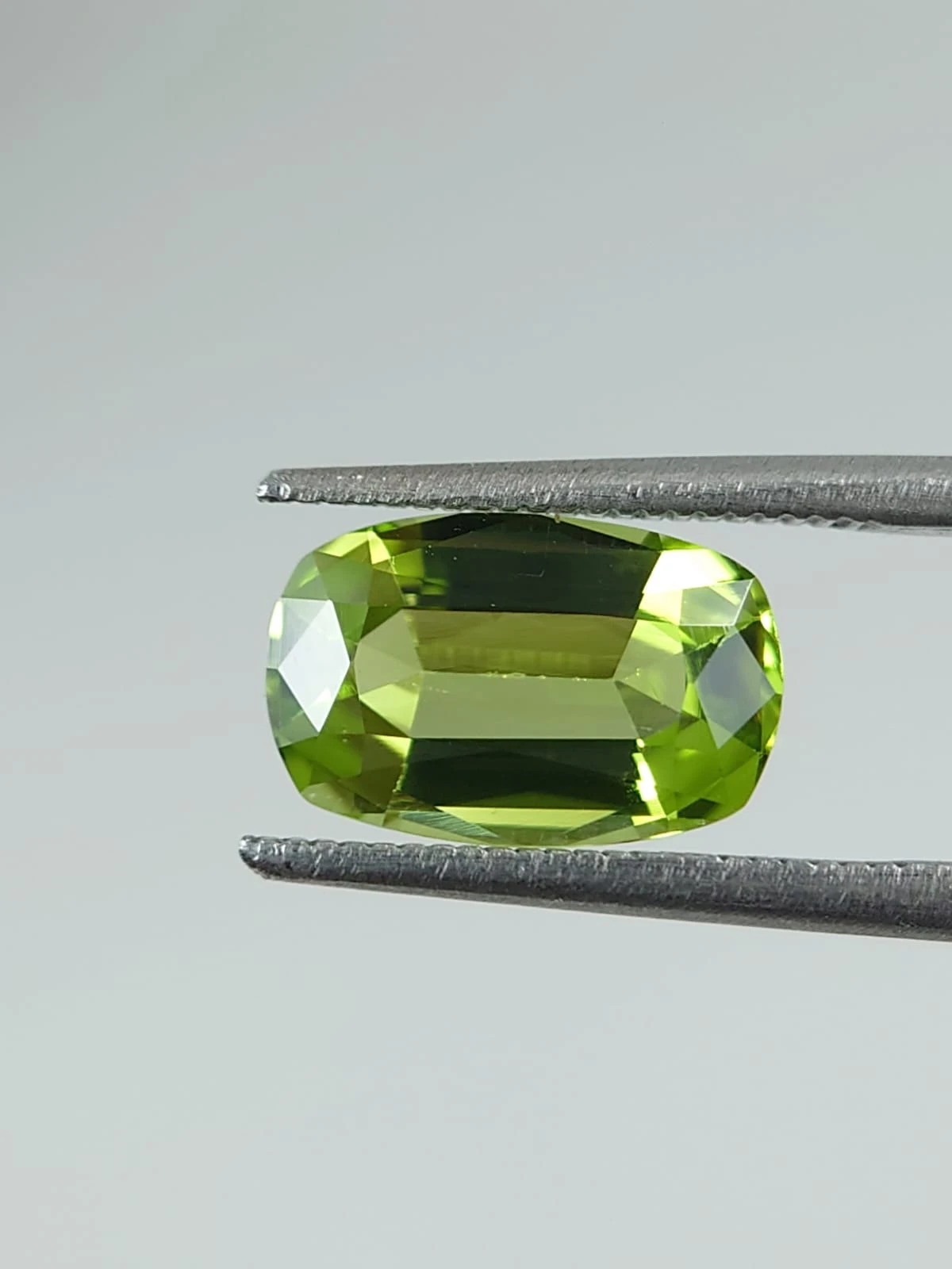 2.5ct Natural Green Peridot from Pakistan — view 6
